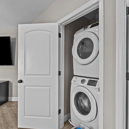 West End Whimsy | Jz Vacation Rentals Tower Grove ภายนอก รูปภาพ