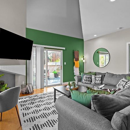 West End Whimsy | Jz Vacation Rentals Tower Grove ภายนอก รูปภาพ