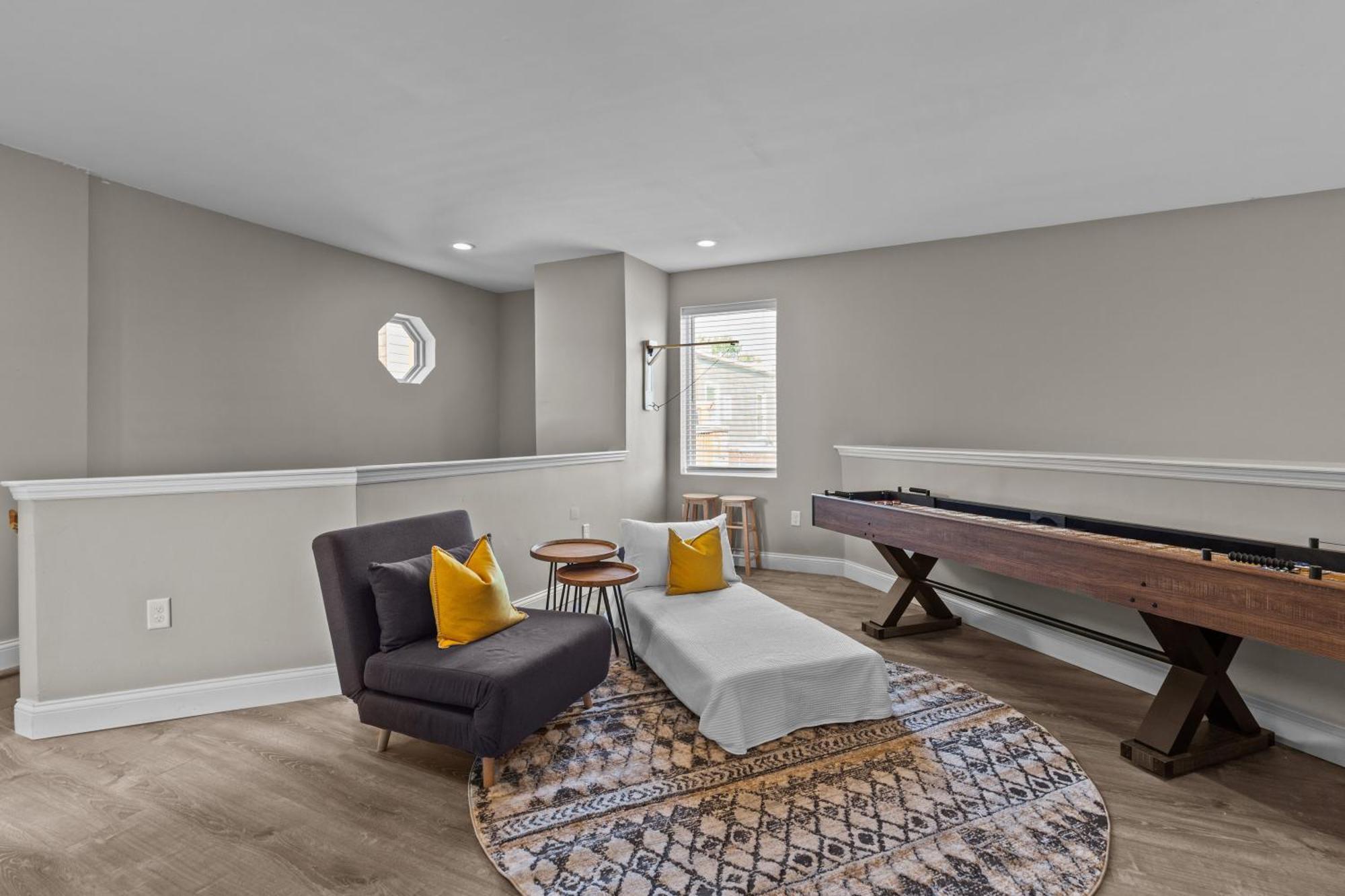 West End Whimsy | Jz Vacation Rentals Tower Grove ภายนอก รูปภาพ