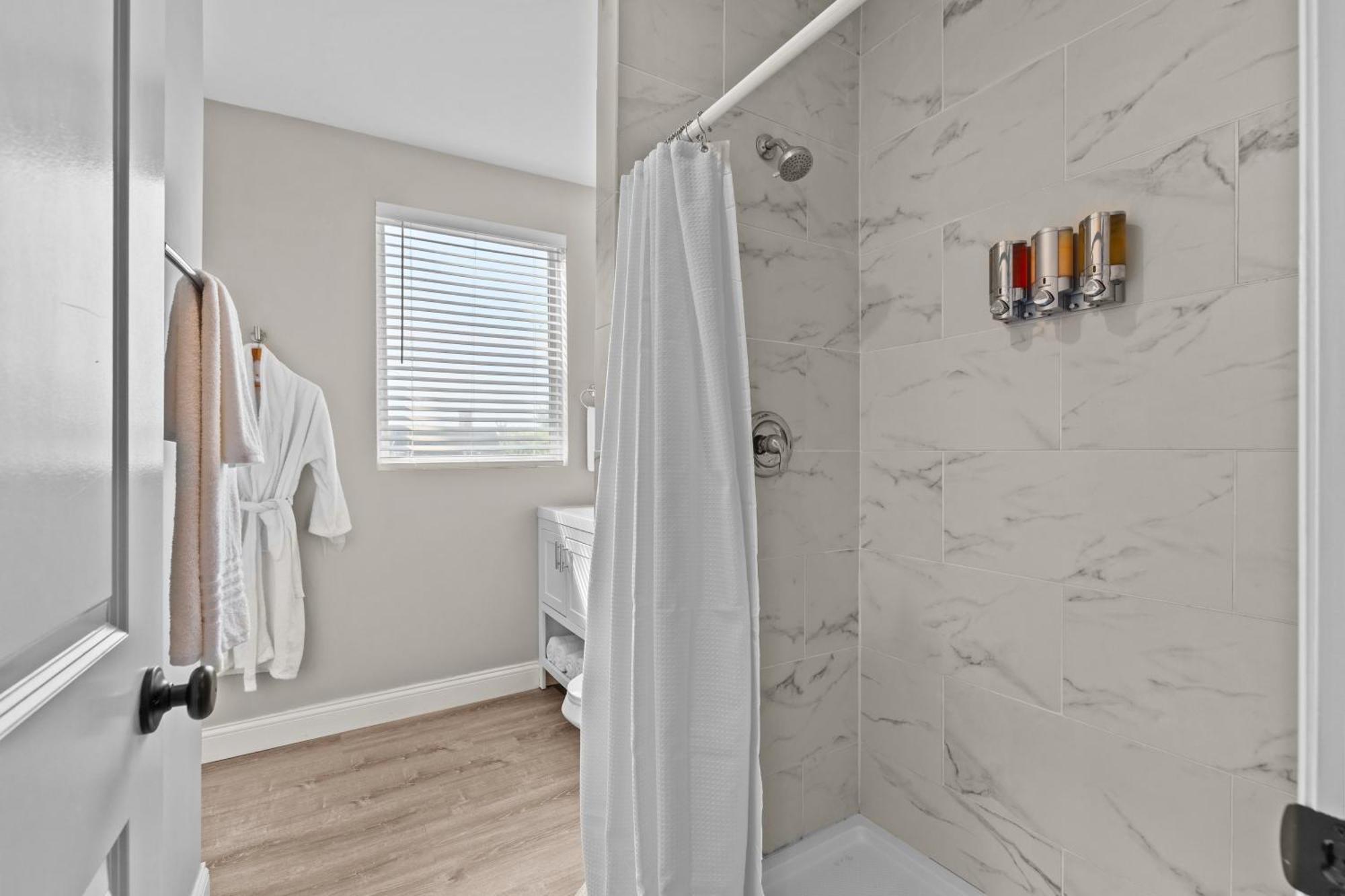West End Whimsy | Jz Vacation Rentals Tower Grove ภายนอก รูปภาพ